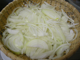 sliceonion.jpg